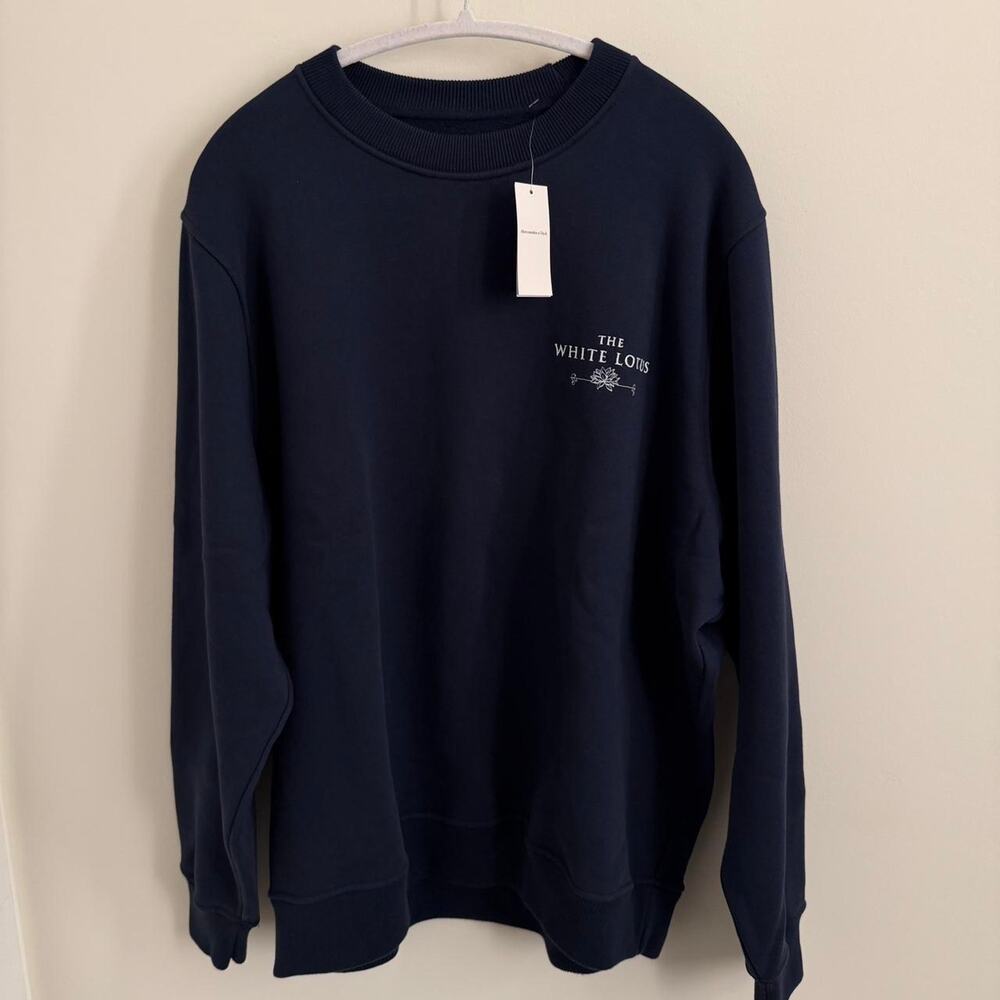 NWT unisex/men-sized navy ABERCROMBIE & FITCH “The White Lotus” sweatshirt [XL]